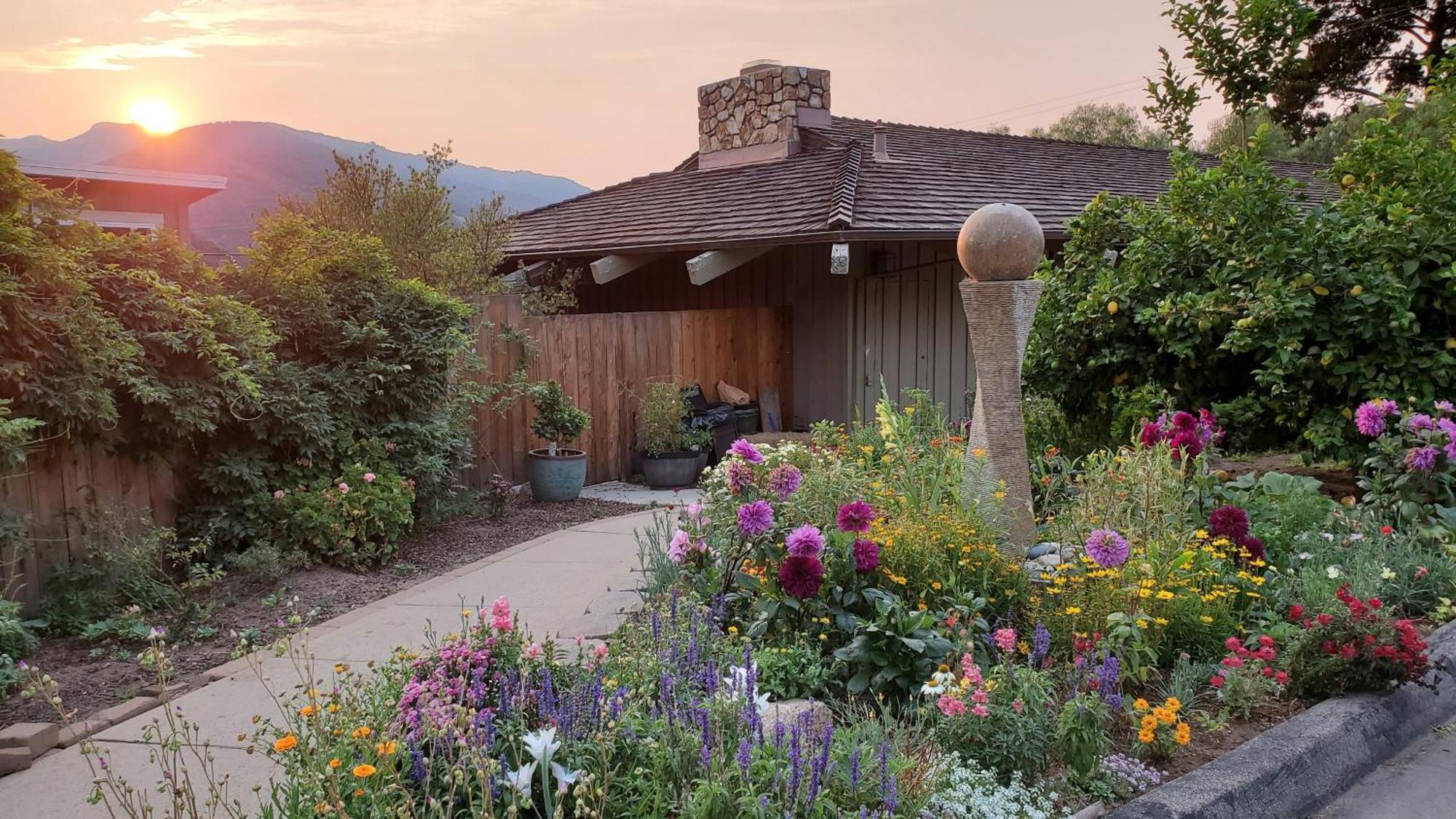 Carmel Valley Lodge Экстерьер фото